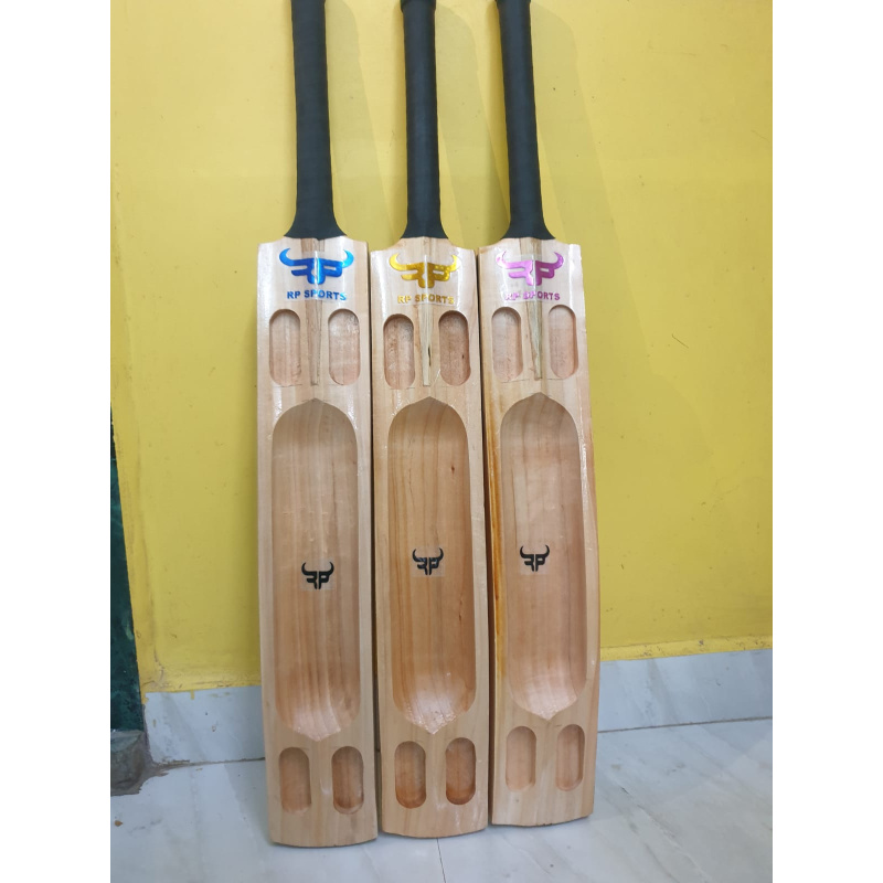 Kashmir Willow Cricket Bats